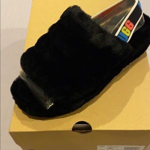 Ugg’s Fluff Yeah Slides (Black)